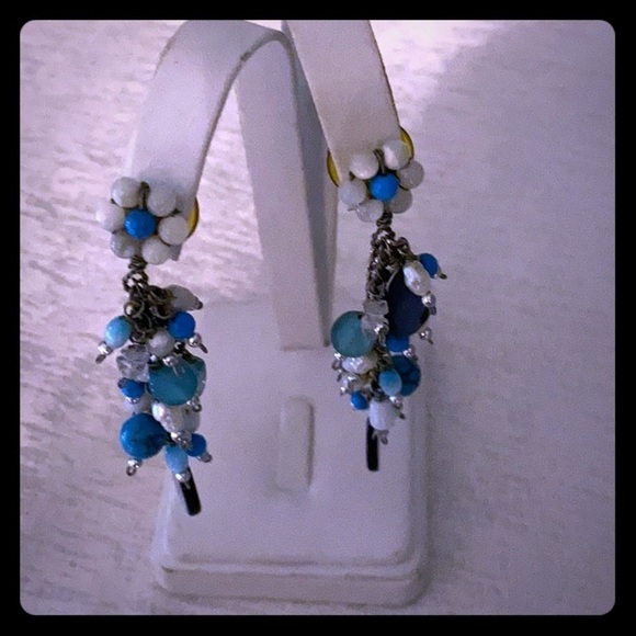 Flower Dangle Earrings - Picture 1 of 2